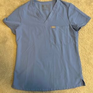 Figs scrub top women